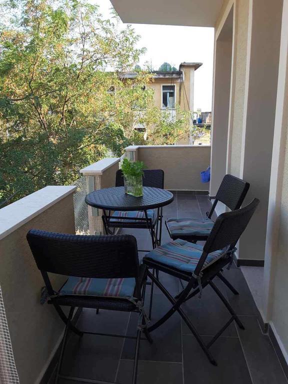 Apartment Te Kalua Sarandë Eksteriør billede